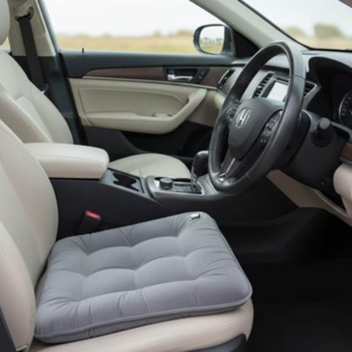 Coussin de voiture Portable et lĂ©ger peut ĂȘtre transportĂ© facilement et utilisĂ© dans diffĂ©rents vĂ©hicules