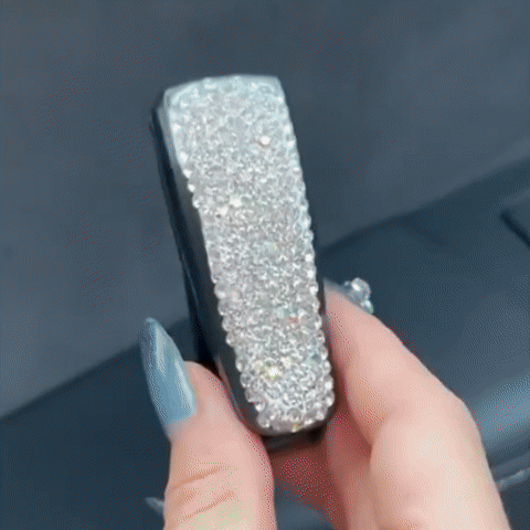 Porte lunette voiture en strass animation confort automobile