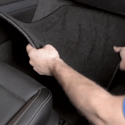 tapis pour voiture en fibre synthétique animation confort automobile 