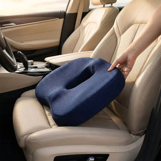 coussin ergonomique réduit les tensions musculaires et diminue les douleurs lombaires et coccygiennes