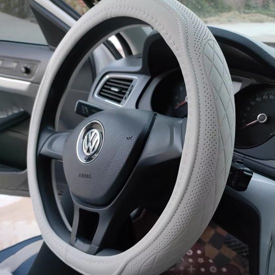 couvre volant  Entretien simplifié surface lavable