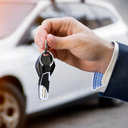 Porte clé pour voiture Compatible avec tous types de clés automobiles incluant les télécommandes modernes