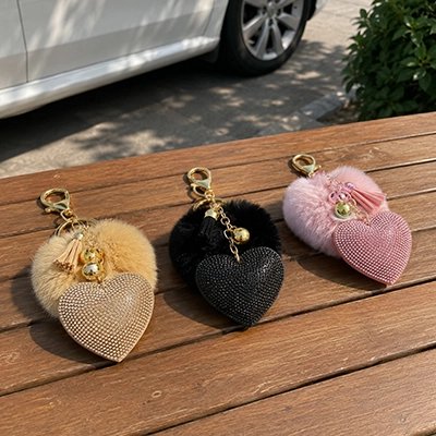 Porte clé pour voiture Pompon en fourrure synthétique