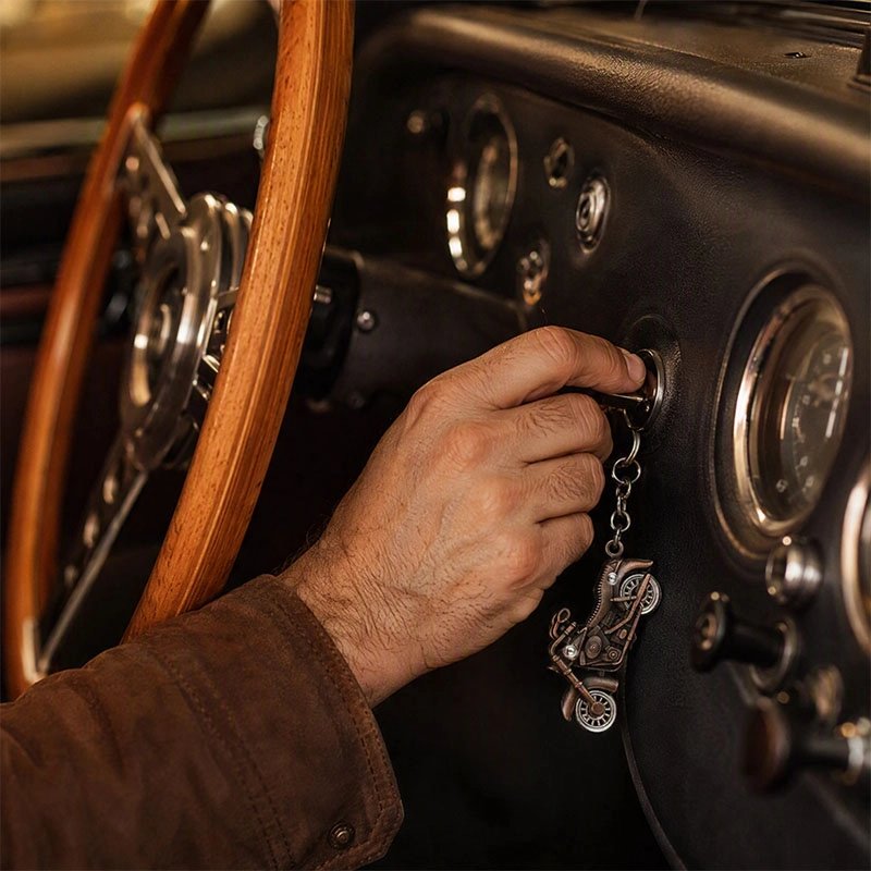 Porte clé voiture homme accessoire pratique et décoratif