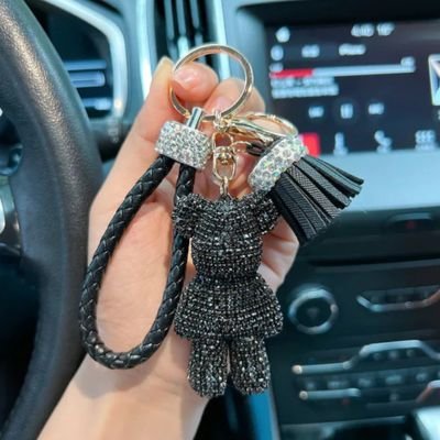 Porte clés voiture femme  cadeau à la mode