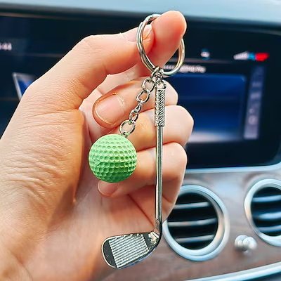 Porte cle  Élégance miniature golf au volant voiture